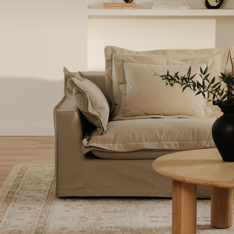 Daylen SLIPPER CHAIR PERFORMANCE FABRIC, Sand Livesmart®