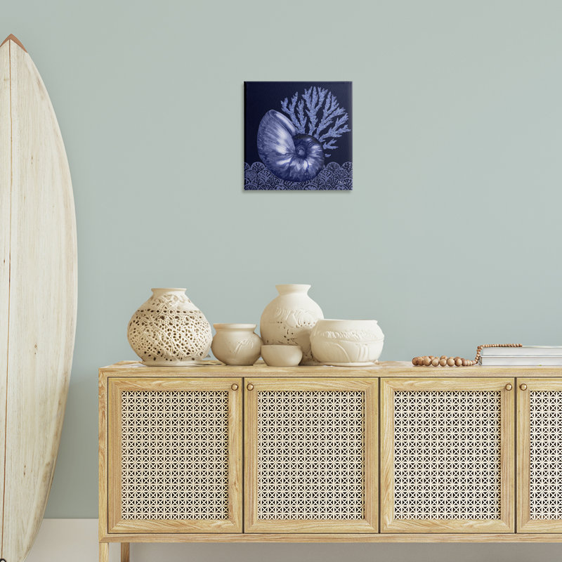  «Shadow Nautilus Shell» par Paul Brent, H 17 po x l 17 po