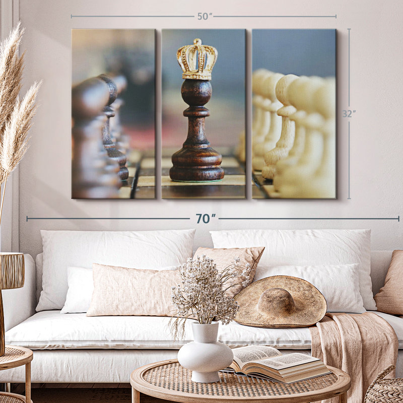 «Chess Pawn Queen», 3 pièces sur toile, H 32 po x l 50 po x P 1,25 po
