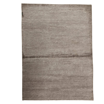 Embossed Gabbeh Wool Area Rug in Gray