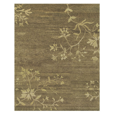 Wool Floral Area Rug in Green/Gold