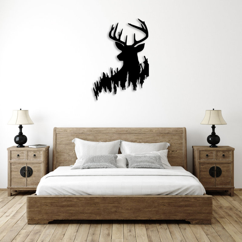 Art mural en métal cerf dans les bois - décor de scène de forêt sauvage - silhouette de cerf, conception naturelle - chalet rustique suspendu - sculpture en métal industrielle moderne - décoration intérieure aventure en plein air - pièce d'art remarquable