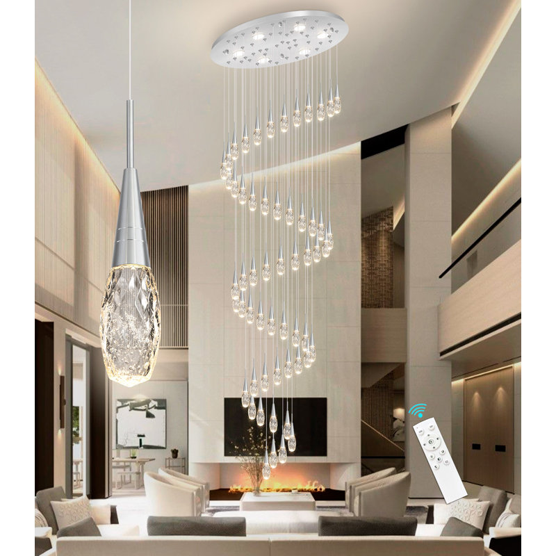 Très grand lustre très grand, 240" H X 32" W X 32" D, Chrome