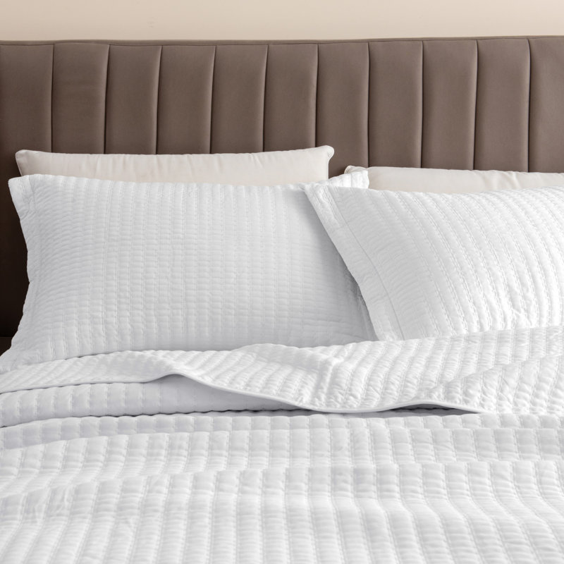 Twin White Microfiber Channel Stitch Quilt Set with Shams
