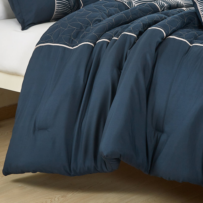 Polyester Floral Comforter, King Comforter + 6 Additional Pieces