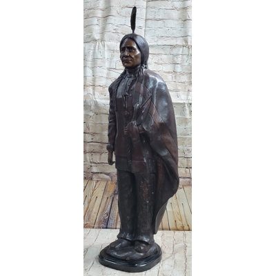Statue de chef indien amérindien en bronze coulé à chaud d'après C.M. Russell