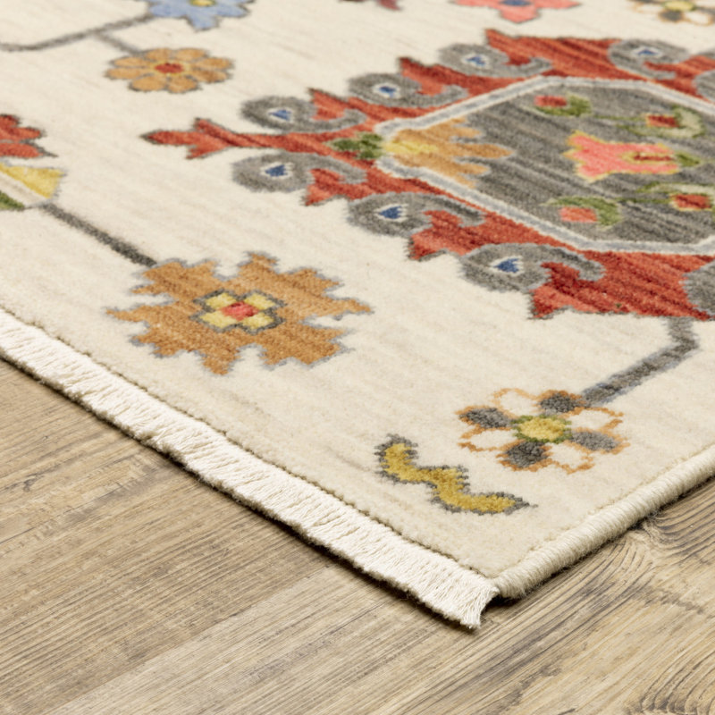 Markeya Floral Indoor Rug, Rectangle 2' x 3'