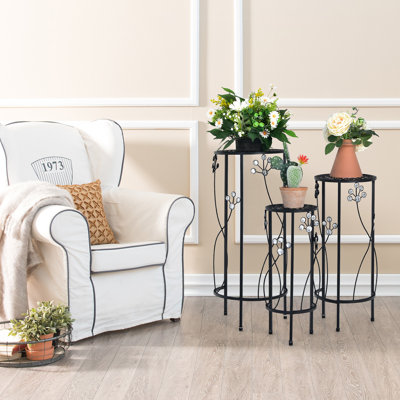 Caberfae Metal Plant Stand