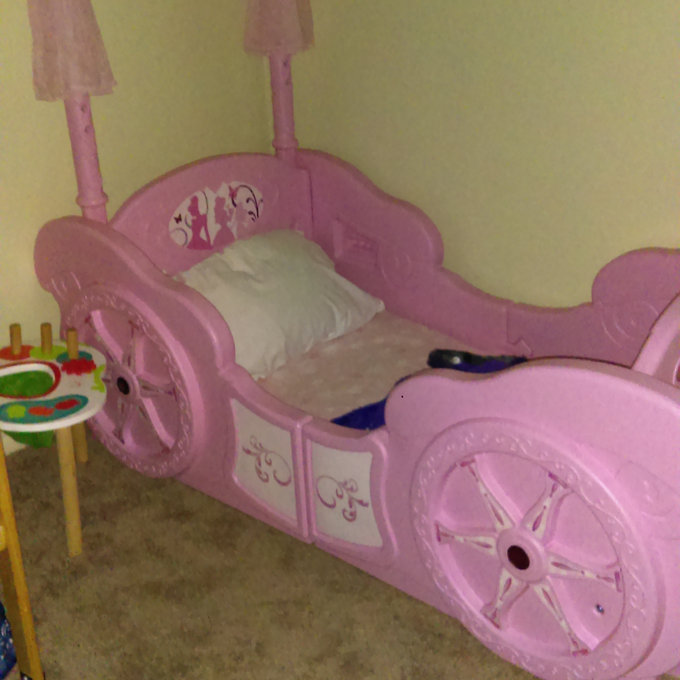 Delta Children Disney Princess Carriage Convertible Toddler Bed