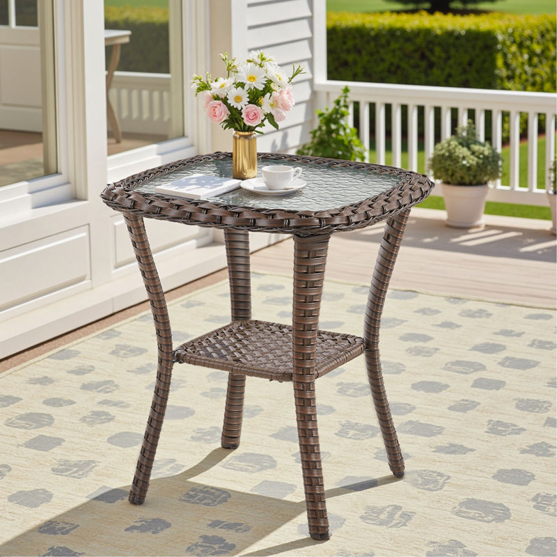 Table d'appoint d'extérieur en osier, petite table de bout carrée en rotin pour terrasse