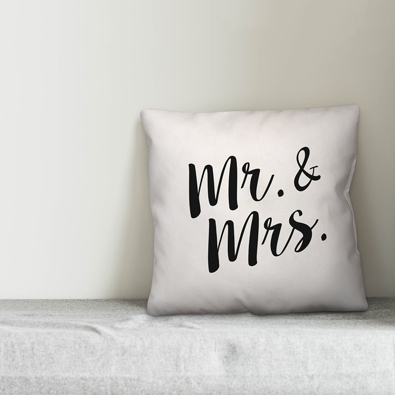 Coussin Mr et Mme Bold Script, Polyester / Bourre en polyester, 16 po x 1 po