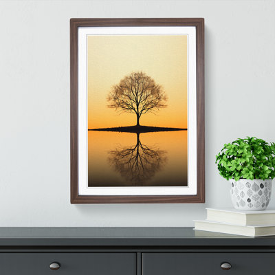XYZ-FRM-V1223-6242 Tree Minimalism - Single Picture Frame Print on Wood