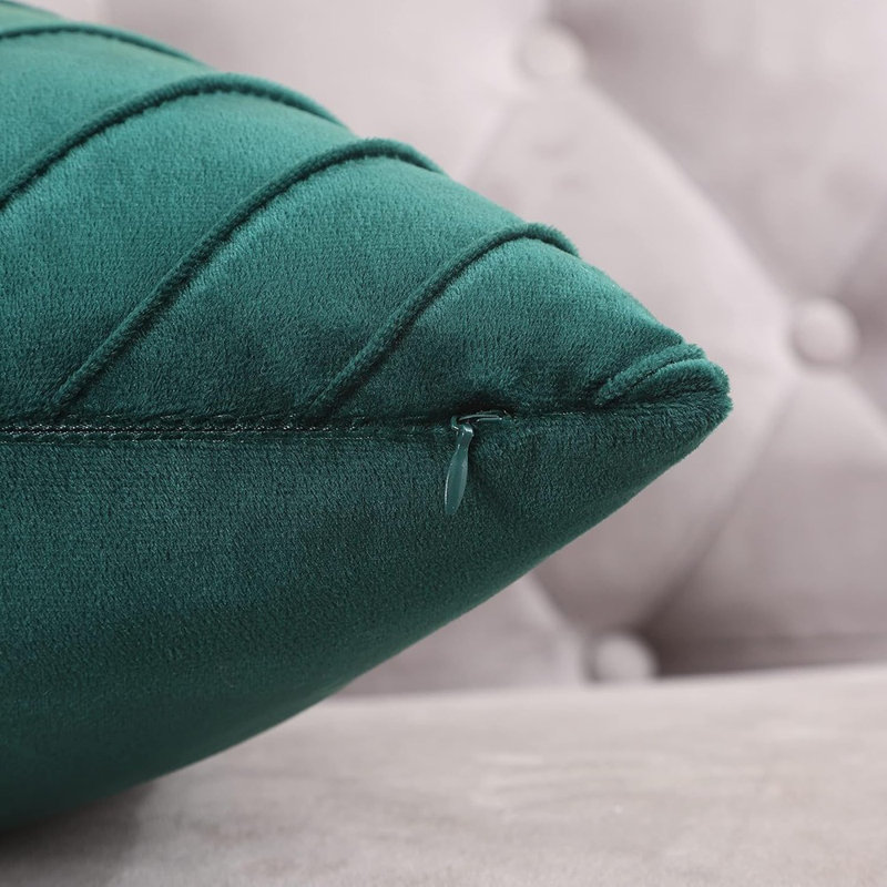 Housses de coussin en velours de Noël vert de 22 pouces avec housse de coussin en cuir doré