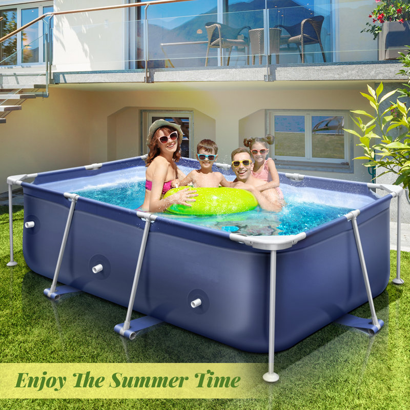 Piscine hors-sol rectangulaire encadrée