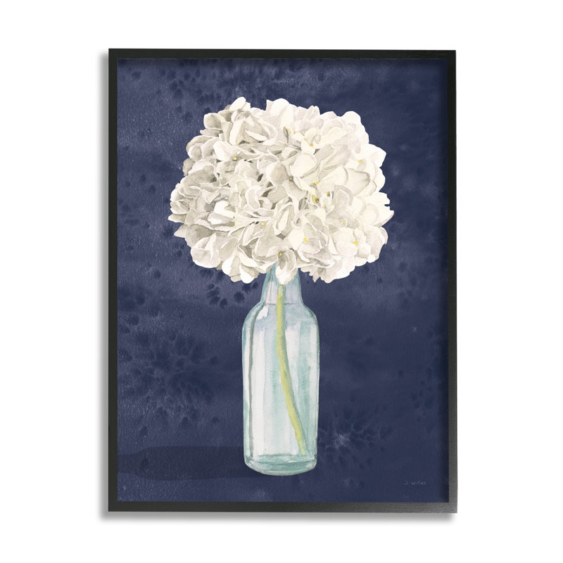«White Floral Bouquet in Bottle» par James Wiens - Peinture, H 20 po x l 16 po, Toile tendue