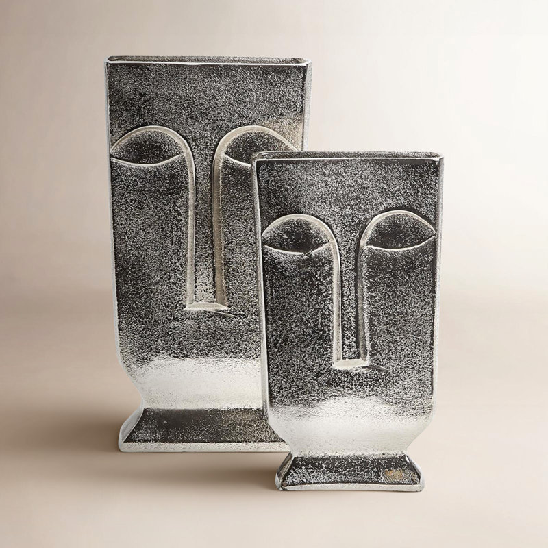 Ensemble de 2 vases argentés