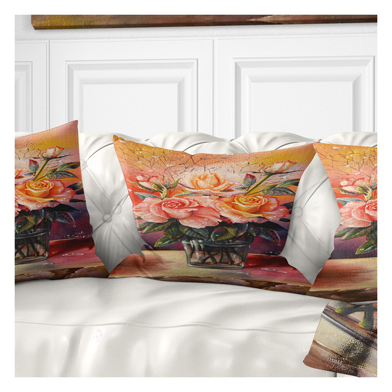 Roses sur table en marbre - coussin à imprimé floral, Coussin décoratif, 16 po x 1 po