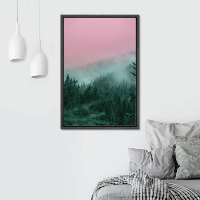 «Duotone Pink Green Mountain» sur toile