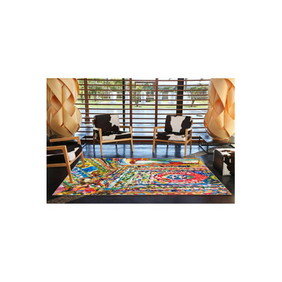 Room Themed Flowing Pattern Woven Base Decorative Machine Washable Rug