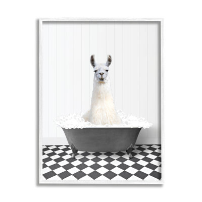 «Trinx Vintage Bathroom Llama», art de la giclée encadrée par lettré et doublé