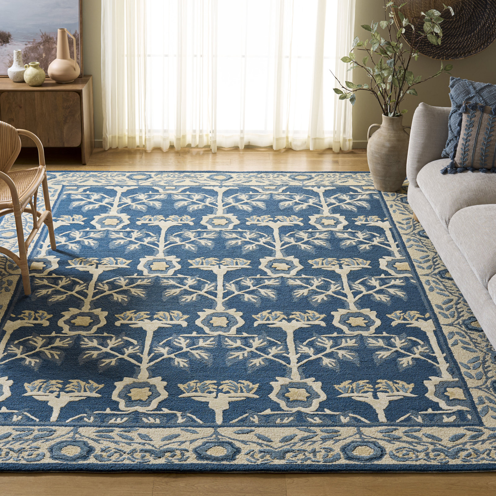 Navy Ivory Hand-Tufted Floral Wool Rug, Rectangle 8' x 10'