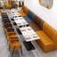 Canapé de café moderne et luxueux-499361560