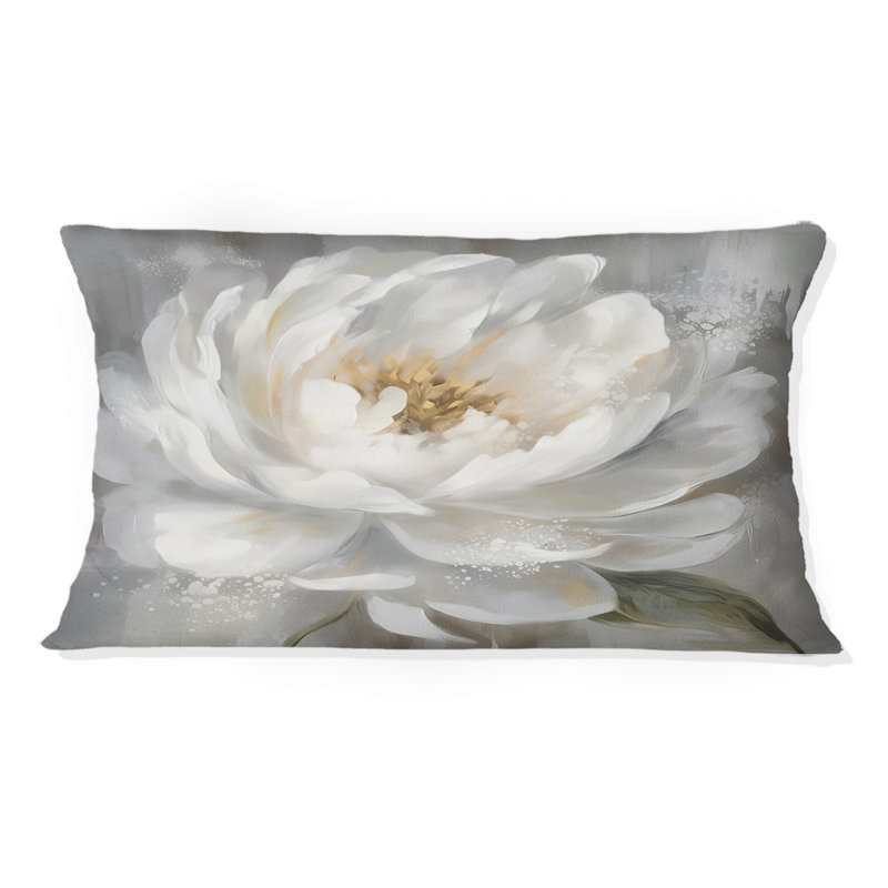 Coussin blanc avec pivoines blanches