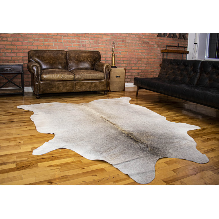 Novelty Abhinav Solid Color Handmade Cowhide 5' x 7' Area Rug in Natural/Light Gray