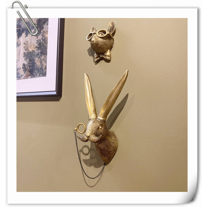 Wall Decor on Resin
