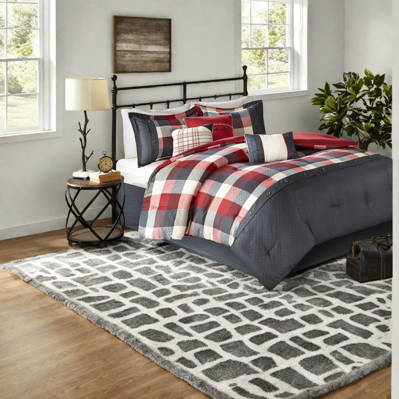 Charming 7-piece Bedding Set, Polyester, Farmhouse Style Comfort