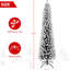 Arbre de Noël enneigé 6 pi, conception peu encombrante avec 358 branches enneigées, finition neige réaliste, pointes d'arbre en métal robustes, structure mince pour les coins, aspect hivernal, base