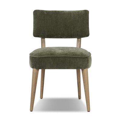 Chaise Wynnfield