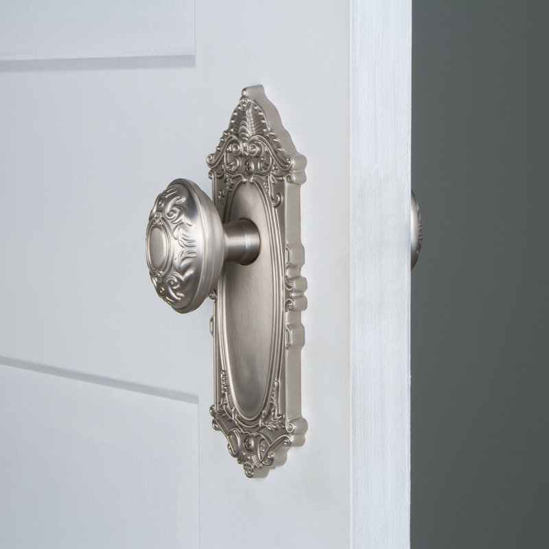 Grandeur Grande Victorian Plate Double Dummy with Grande Victorian Door Knob, Satin Nickel