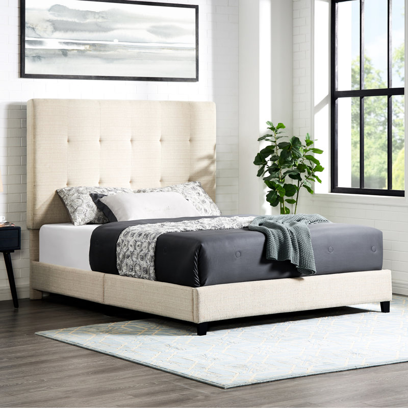 Grand lit transitionnel avec revêtement contemporain et plateforme latérale avec rembourrage en mousse beige