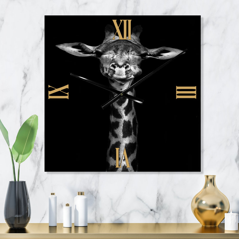 Portrait d'une horloge murale girafe, Petit
