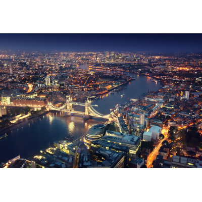 Tritan " London At Night "