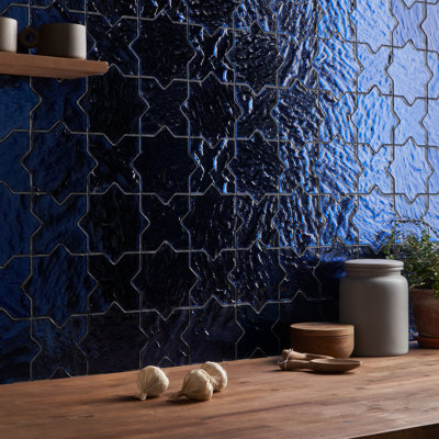 Destin 8,34 po X 8,34 po Carrelage mural mosaïque en verre poli étoile (0,48 pieds carrés / pièce)