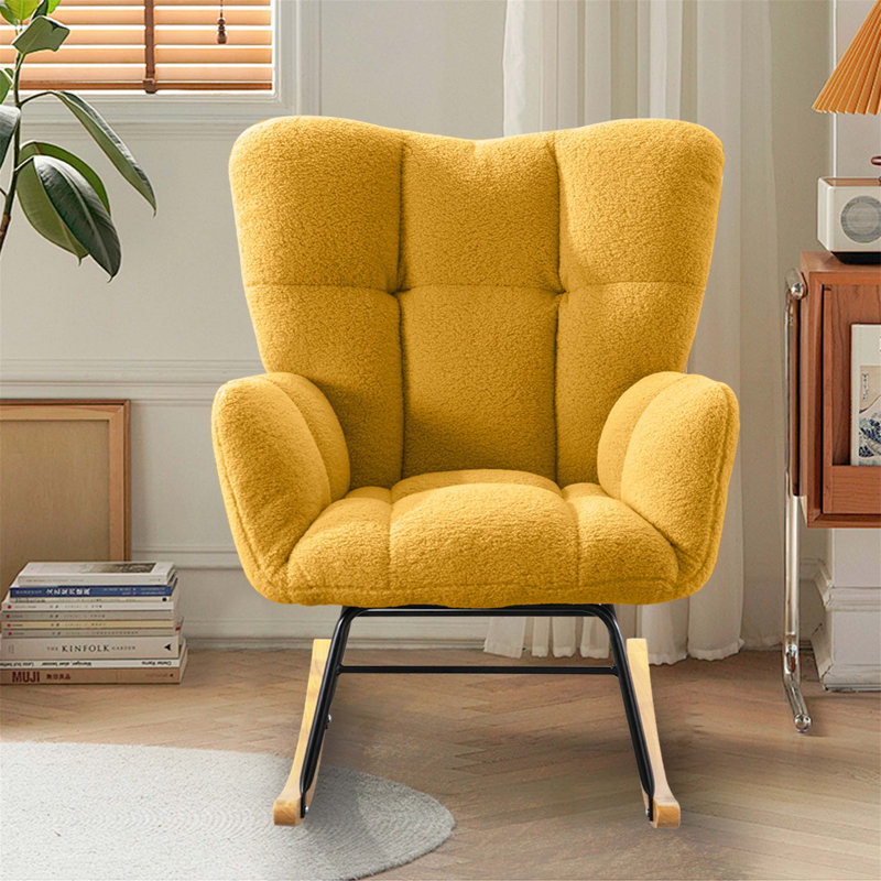Chaise berçante, Peluche jaune