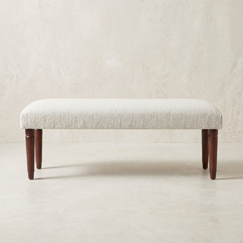 Banc rembourré crème fait à la main