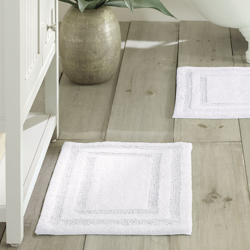 Isla Rectangular Bath Rug, 17" W x 24" L, White