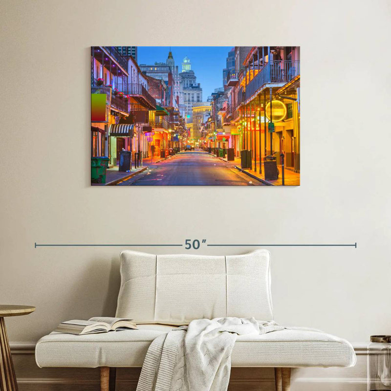 Harpa Bourbon Street, 26" H x 39" W