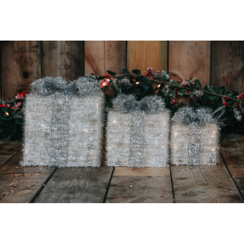 Christmas Figurines & Collectibles, Silver/Grey