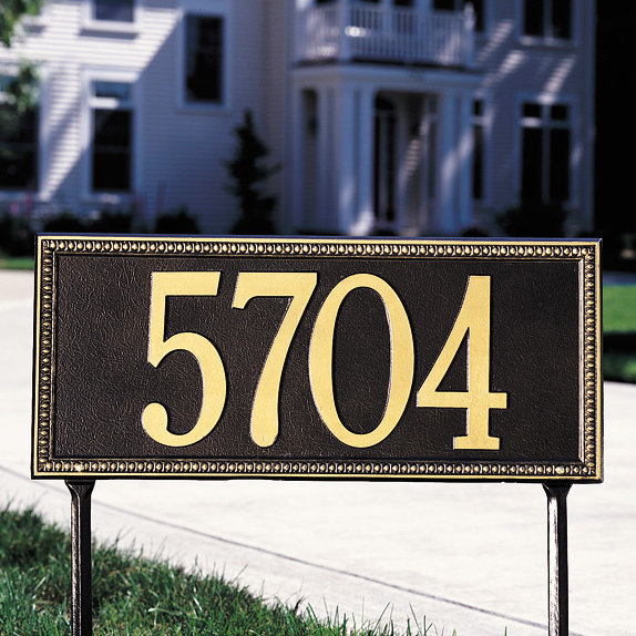Egg and Dart 1-Line Lawn Address Sign, Black and Gold, Yes
