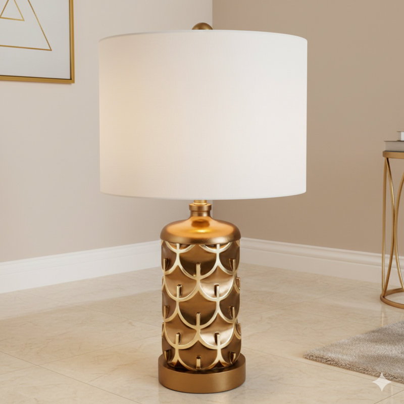 Lampe de table en polyrésine de 28,5 pouces de haut en forme de hibou, avec une finition dorée
