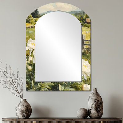 «Farm Pe pivons In The Goat Pen I» - miroir asymétrique pivoines, miroir mural unique à arche blanche, impression d'art en métal