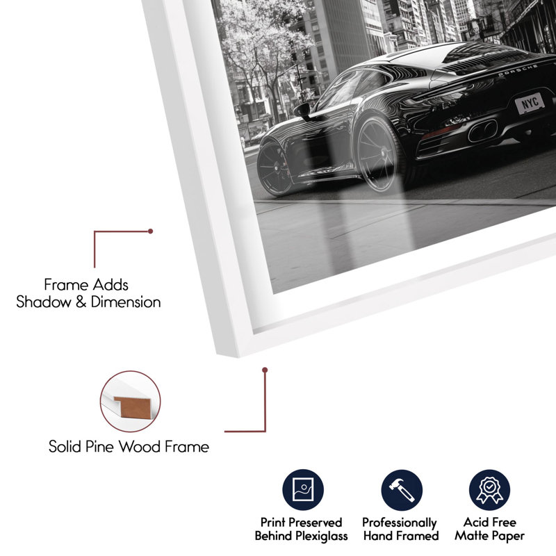 «Drive to Manhattan II Shadowbox Print» par Notoriart, H 55 po x l 37 po, Blanc