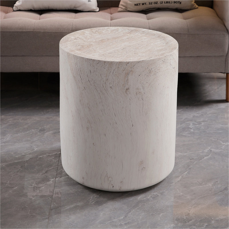 Table d'appoint ronde ronde en oxyde de magnésium clair de 15,75 po de diamètre avec finition en travertin clair