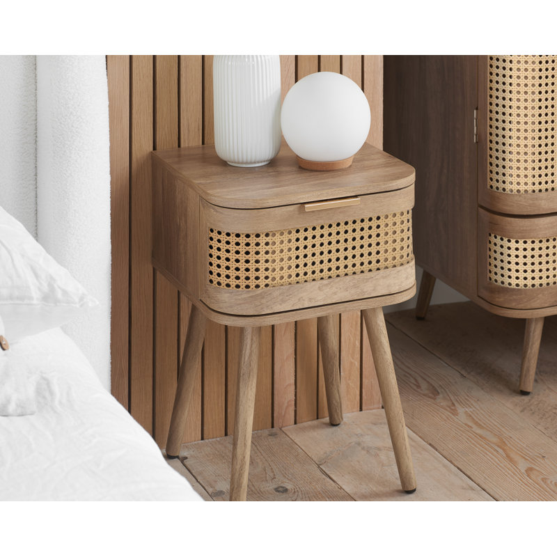Amanni 1 Piece Bedroom Set, Oak