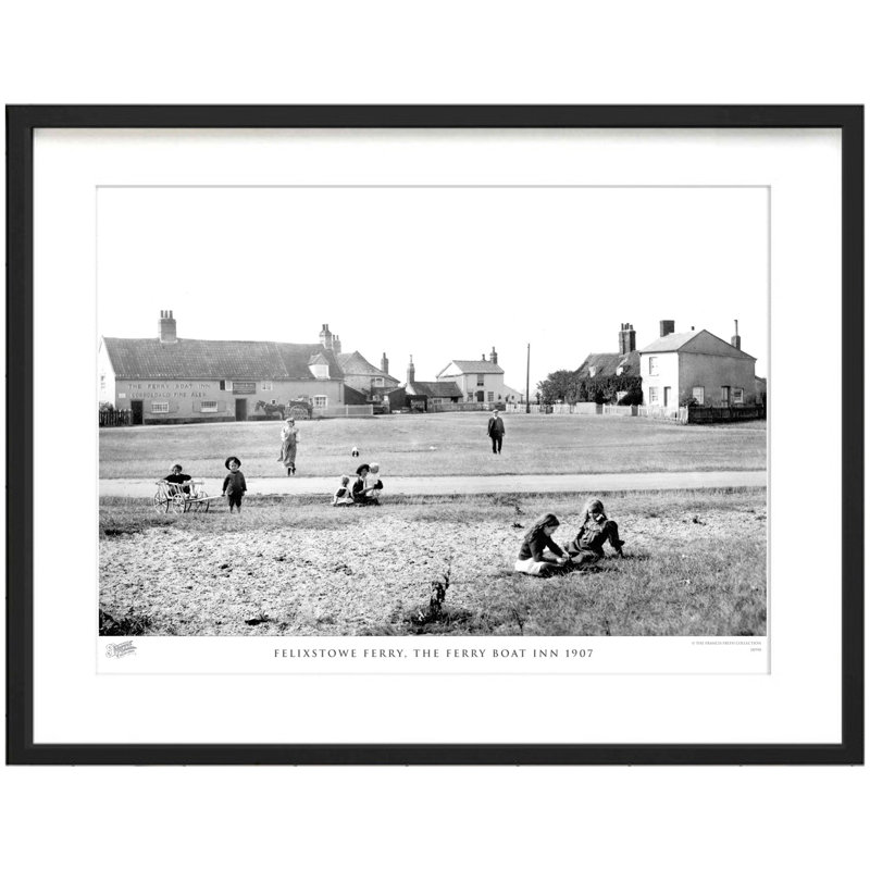 Felixstowe Ferry, The Ferry Boat Inn 1907 by Francis Frith - Single Picture Frame Print, 28cm H x 36cm W x 2.3cm D