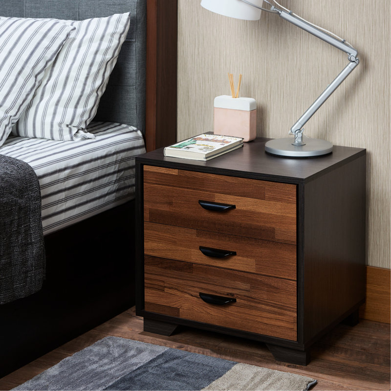 Splendide table d'appoint en noyer avec fonctionnalité pratique